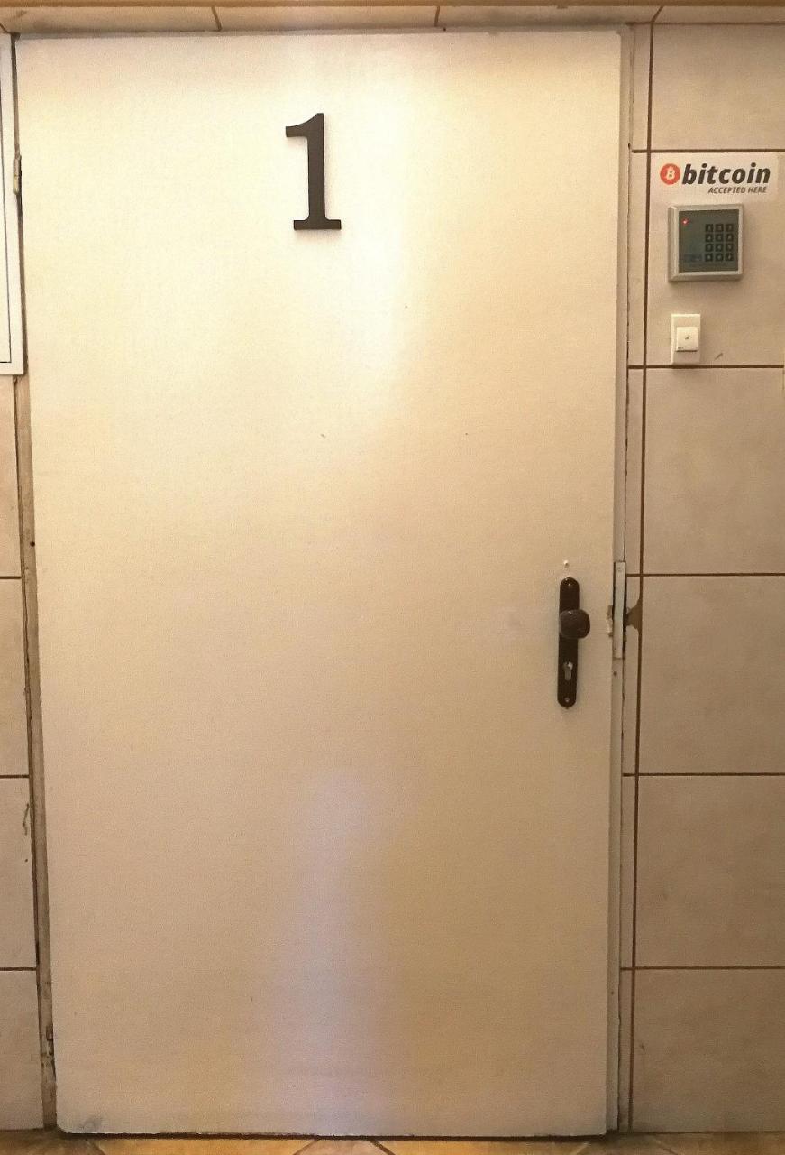 Cosy Dungeon Double Room With Ac Cracovie Extérieur photo